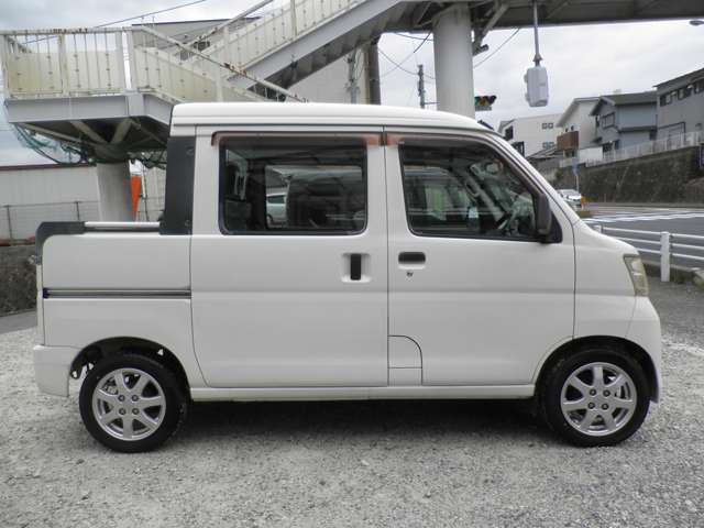 Daihatsu Hijet Deck Van 8