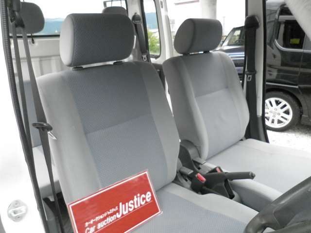Daihatsu Hijet Deck Van 9