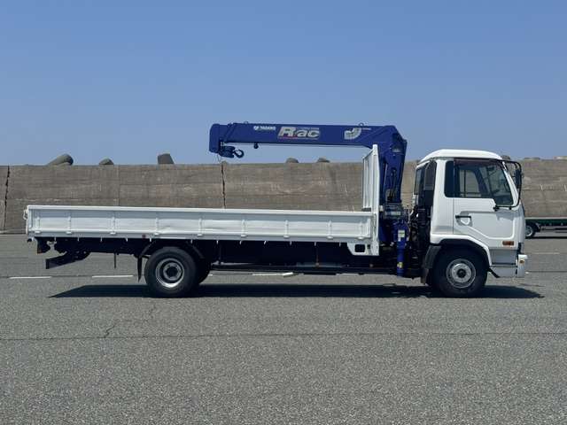 UD Trucks Condor 3