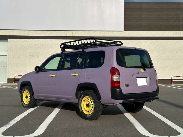 Toyota Succeed Van 8
