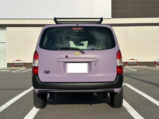 Toyota Succeed Van 9
