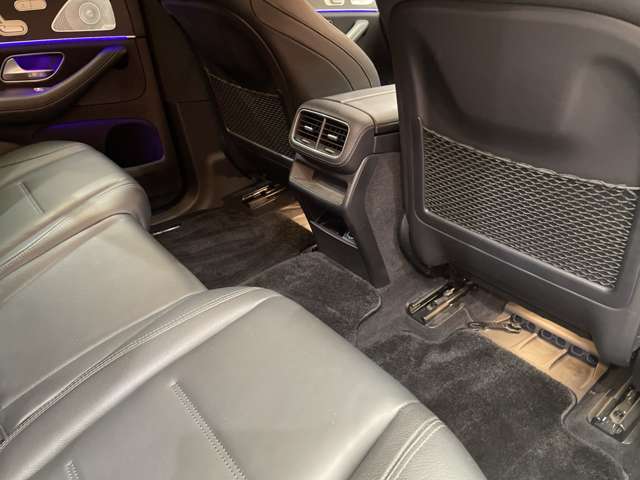 Mercedes-Benz GLE 8