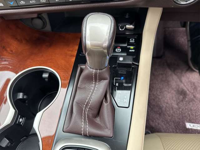 Lexus RX 7