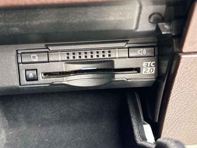 Lexus RX 9