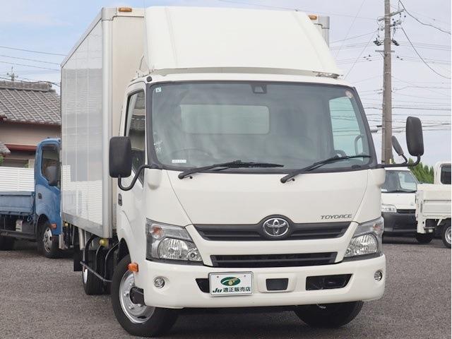 Toyota Toyoace 4