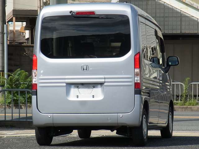 Honda N-VAN 9