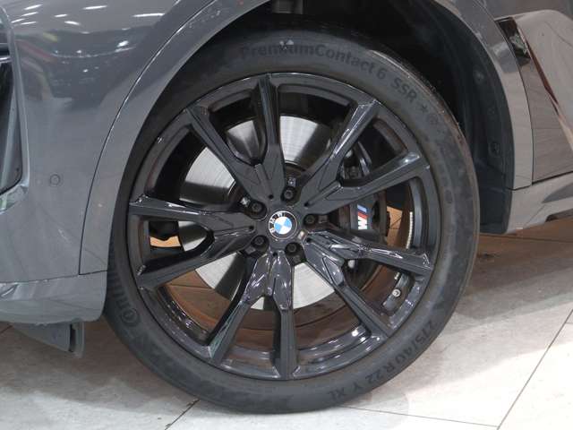 BMW X7 11