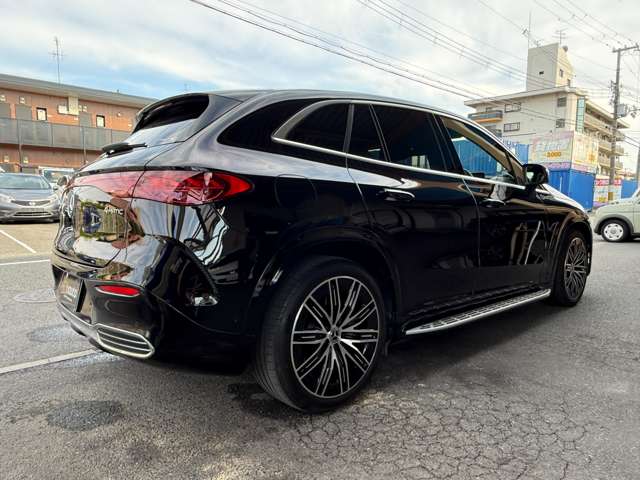 Mercedes-Benz EQE SUV 5