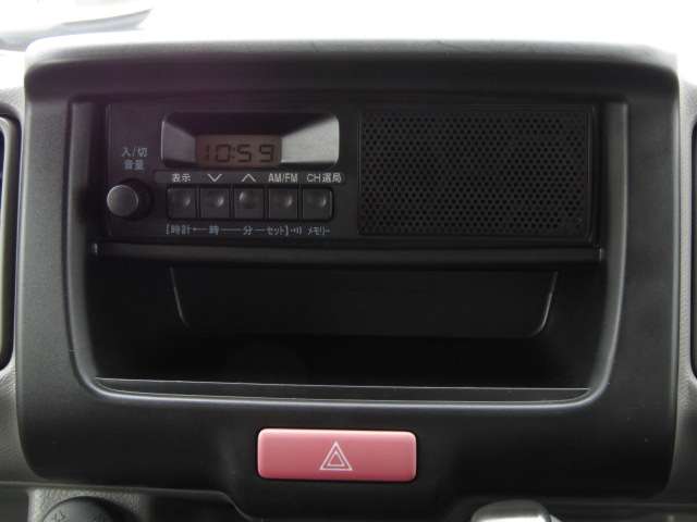 Nissan NV100 Clipper 5