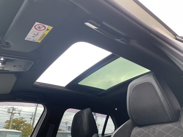 Peugeot SUV 2008 7