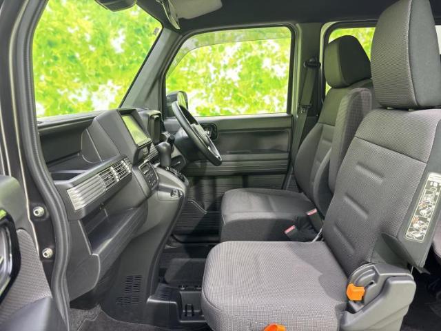 Honda N-VAN 8
