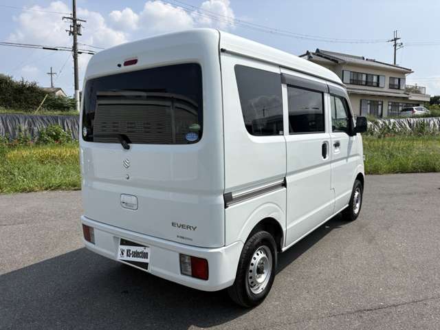 Suzuki Every 12