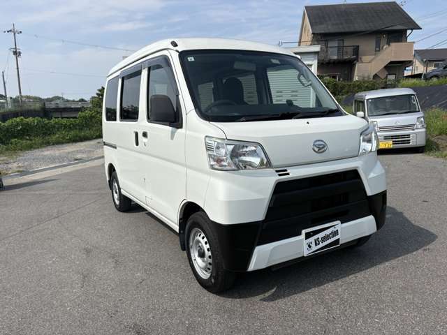 Daihatsu Hijet Cargo 10