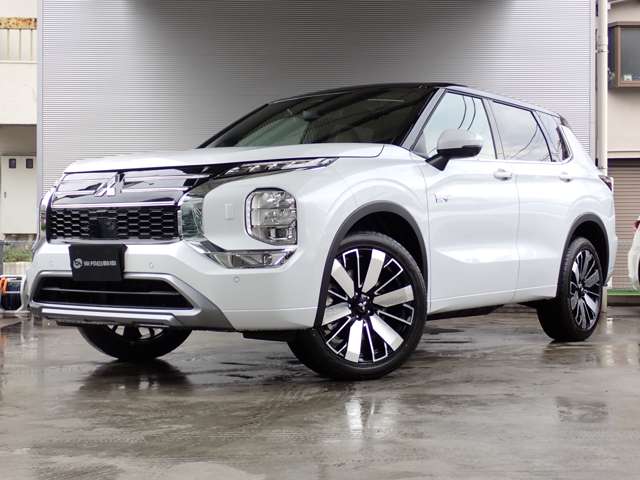 Mitsubishi Outlander 4