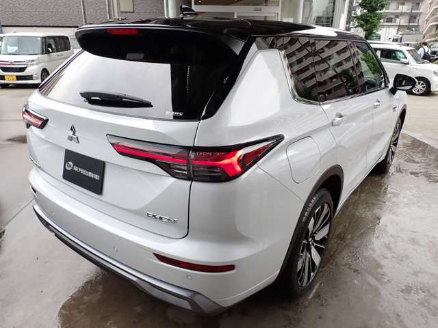 Mitsubishi Outlander 10