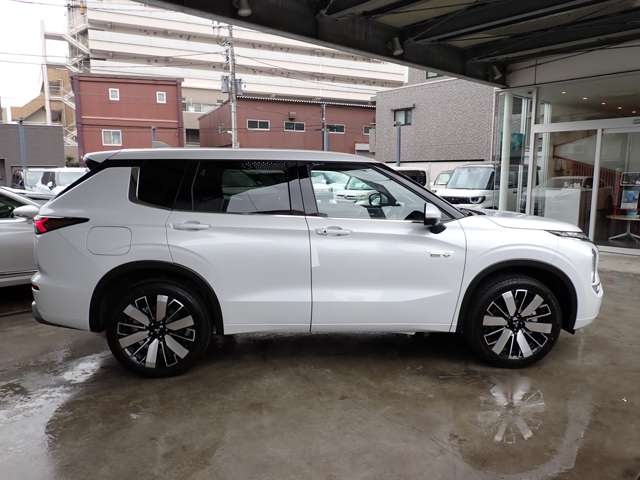 Mitsubishi Outlander 12