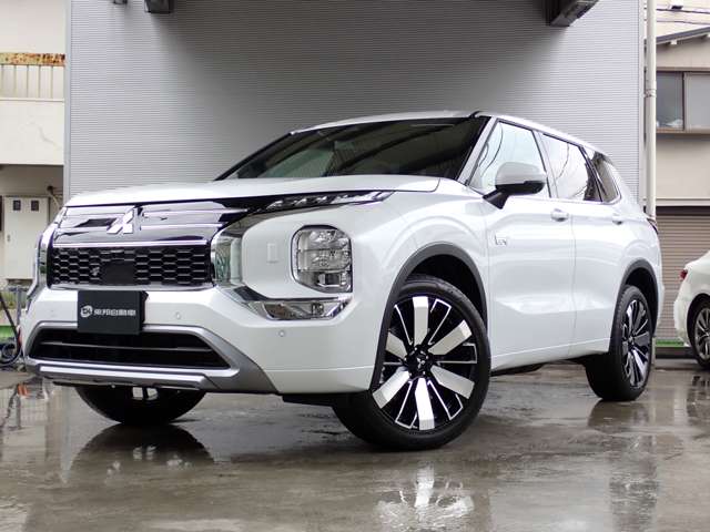 Mitsubishi Outlander 4