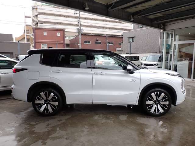 Mitsubishi Outlander 12