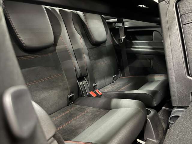 Mercedes-Benz EQB 12