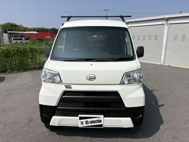Daihatsu Hijet Cargo 9