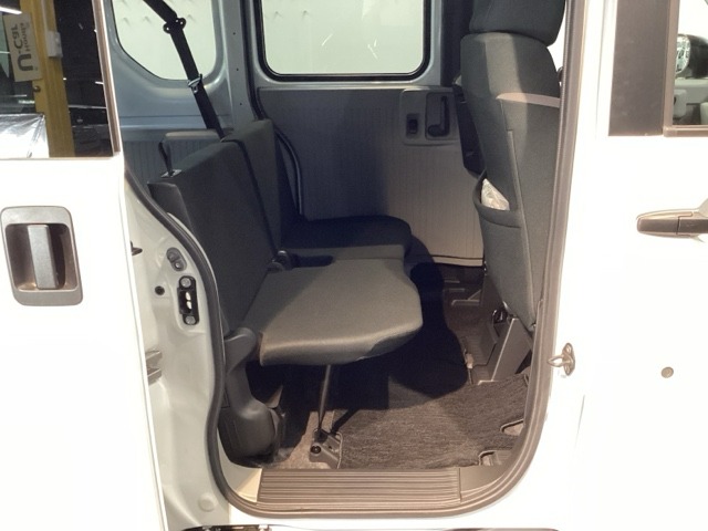 Honda N-VAN e: 12