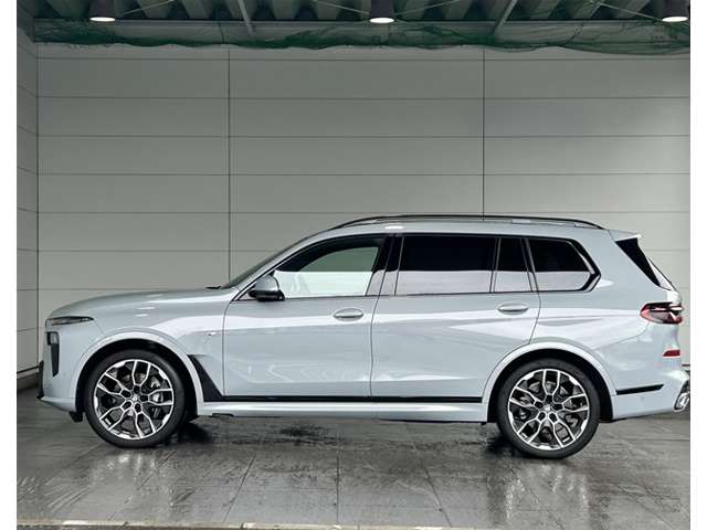 BMW X7 5