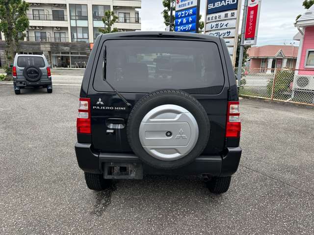Mitsubishi Pajero Mini 6