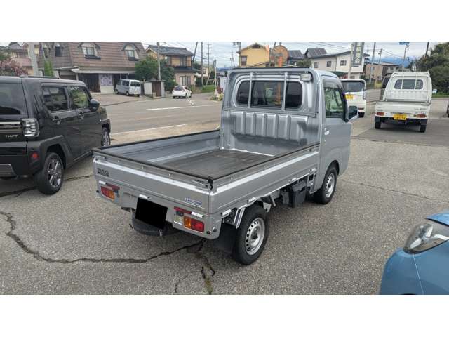 Toyota Pixis Truck 2
