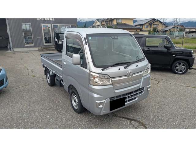 Toyota Pixis Truck 4