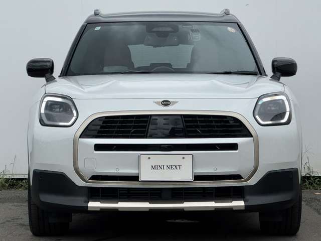 MINI Countryman 8