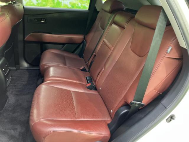 Lexus RX 9