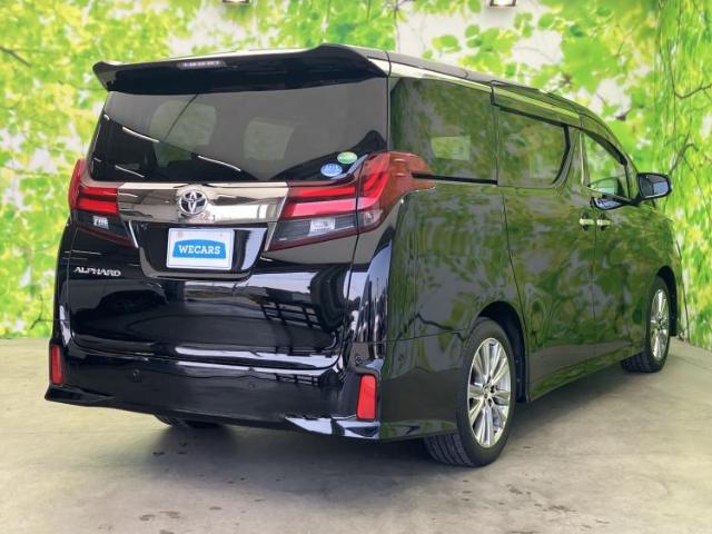Toyota Alphard 6