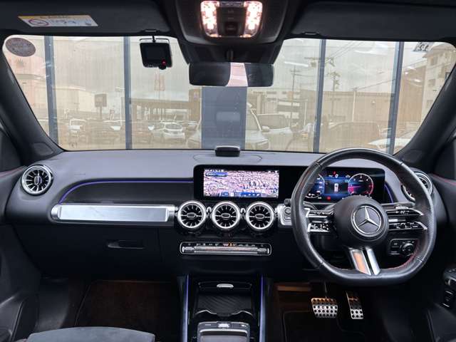 Mercedes-Benz GLB 4