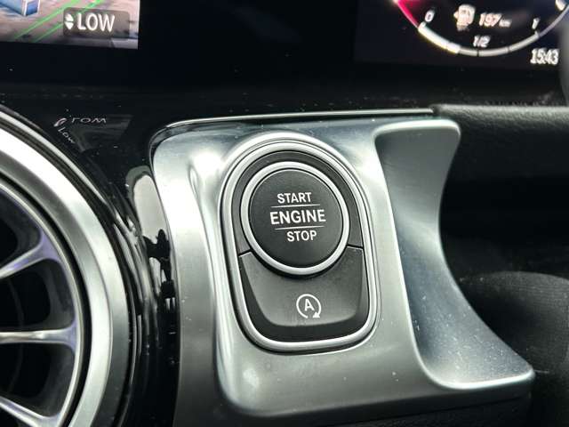 Mercedes-Benz GLB 10