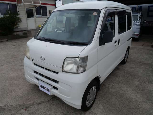 Daihatsu Hijet Cargo 2