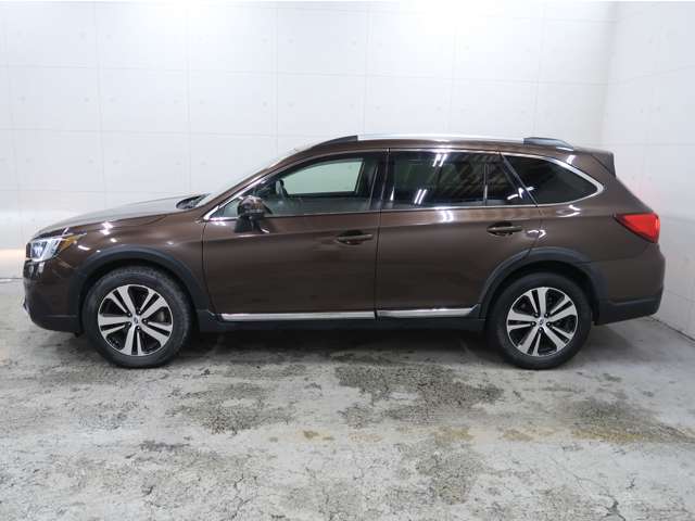 Subaru Legacy Outback 12