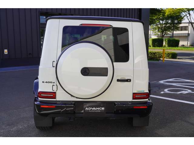 Mercedes-Benz G-Class 9