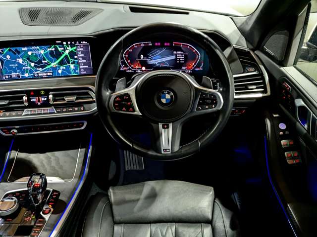 BMW X7 2