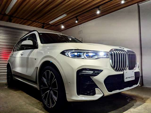 BMW X7 9