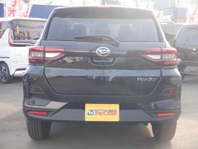 Daihatsu Rocky 10