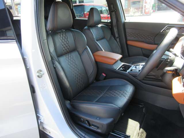 Mitsubishi Outlander 12