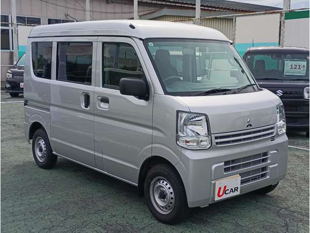 Mitsubishi Minicab Van 5