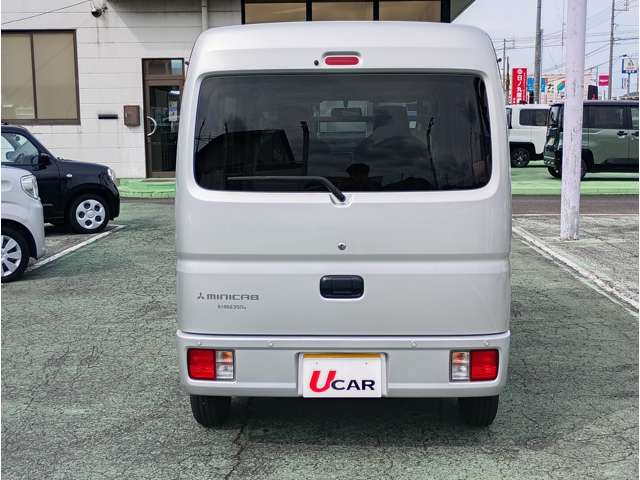 Mitsubishi Minicab Van 6