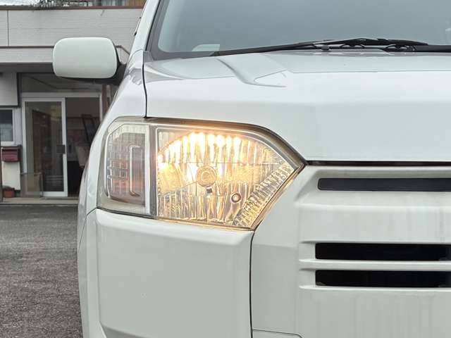 Toyota Probox Van 11