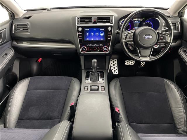 Subaru Legacy Outback 4