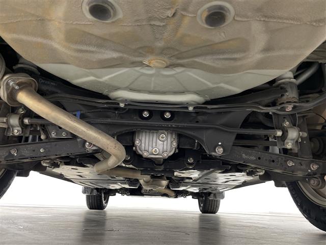 Subaru Legacy Outback 9
