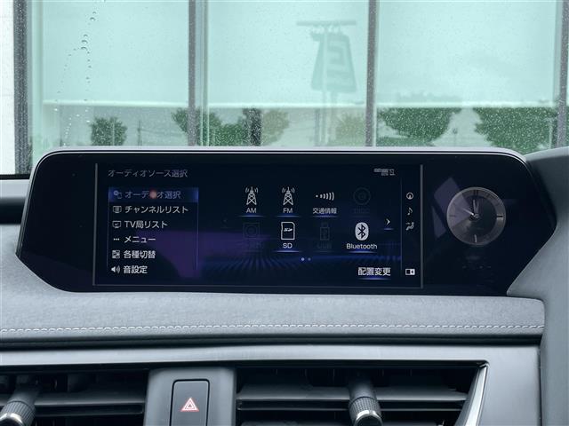 Lexus UX300e 7
