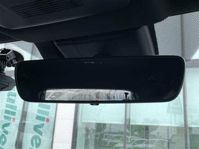 Lexus UX300e 8