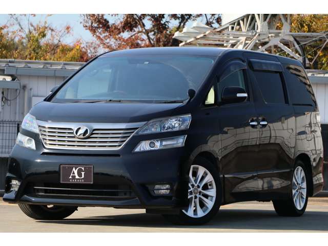 Toyota Vellfire 2