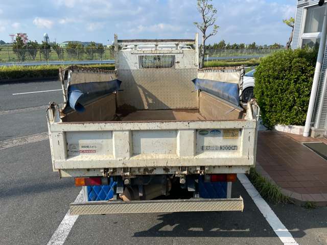 Mitsubishi Fuso Canter 11